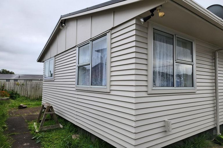 Photo of property in 12 Stonex Road, Papatoetoe, Auckland, 2025
