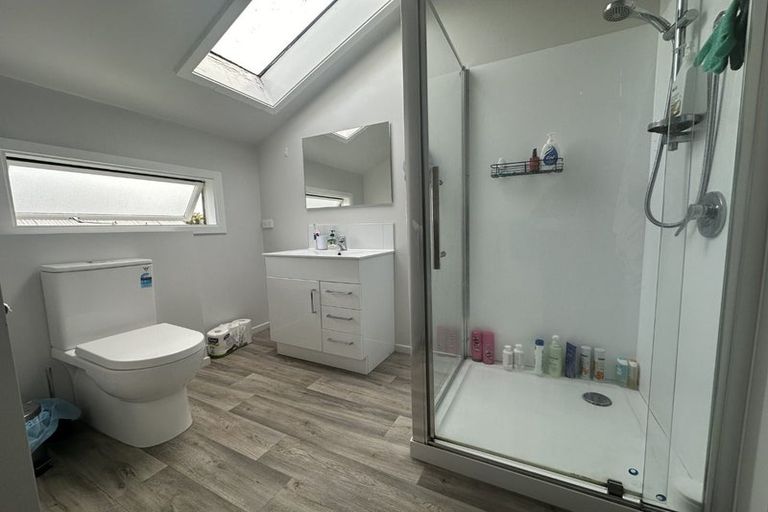 Photo of property in 2/4 Maidstone Road, Ilam, Christchurch, 8041