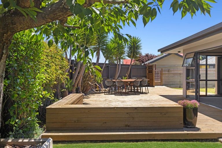 Photo of property in 5 Manoy Street, Motueka, 7120