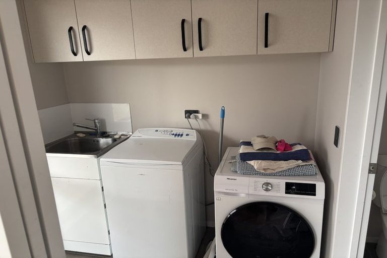 Photo of property in 18 Hopuni Way, Takanini, 2112