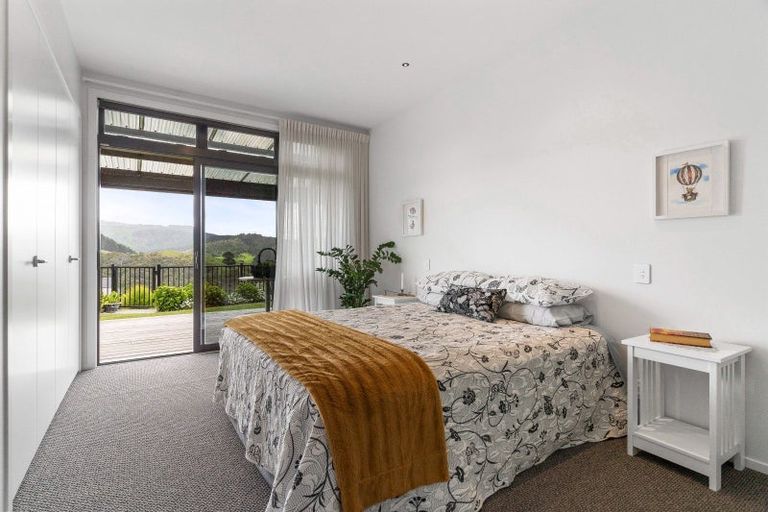 Photo of property in 1 Rewarewa Rise, Whangamata, 3691