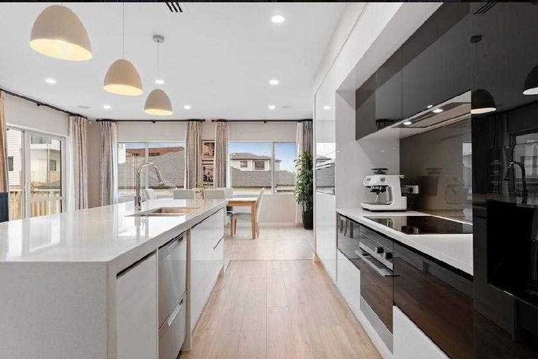 Photo of property in 120c Fairview Avenue, Fairview Heights, Auckland, 0632