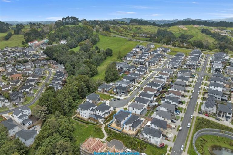 Photo of property in 1 Hing Street, Flat Bush, Auckland, 2019