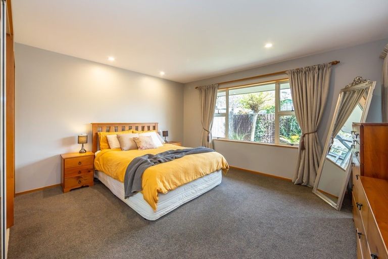 Photo of property in 18a Herbs Place, Cashmere, Christchurch, 8022