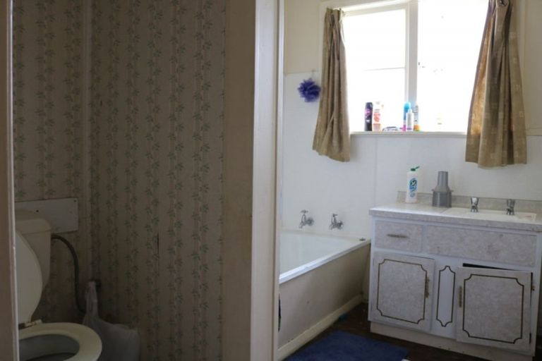 Photo of property in 59 Stout Street, Shannon, 4821