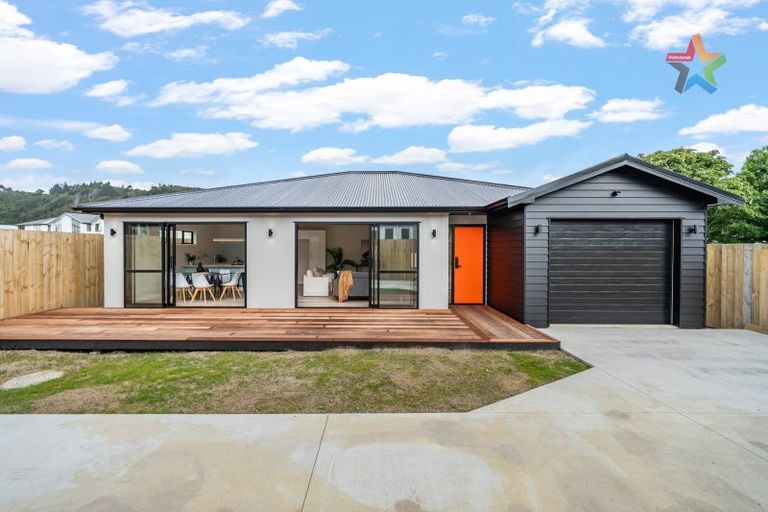 Photo of property in 124a Molesworth Street, Taita, Lower Hutt, 5011