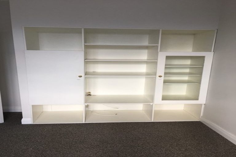 Photo of property in 58 Brougham Street, Mount Victoria, Wellington, 6011