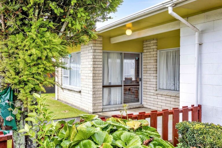 Photo of property in 1/81 Clawton Street, Westown, New Plymouth, 4310