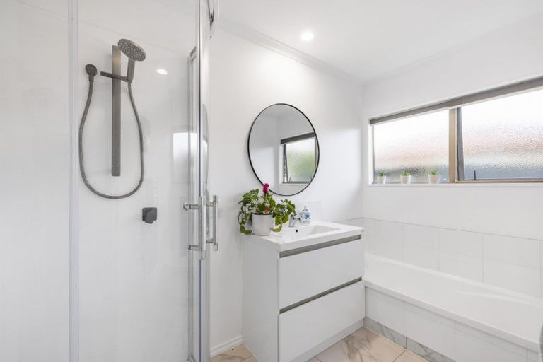 Photo of property in 15 Pembroke Drive, Bethlehem, Tauranga, 3110