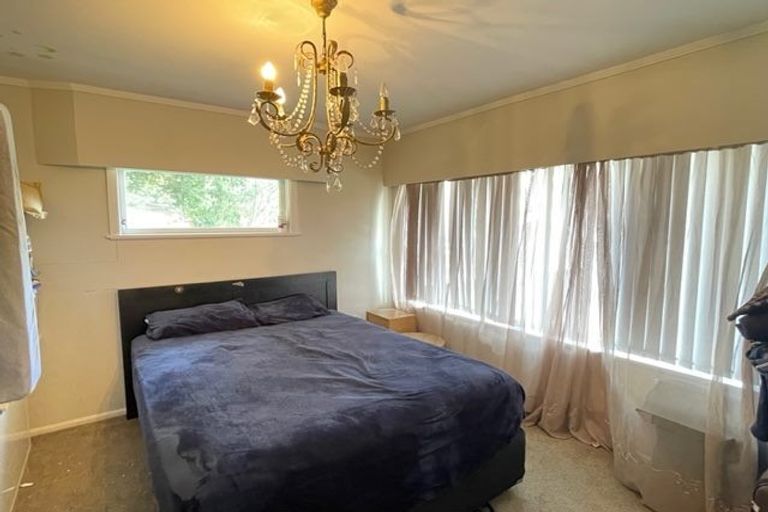 Photo of property in 15 Walpole Avenue, Hillpark, Auckland, 2102