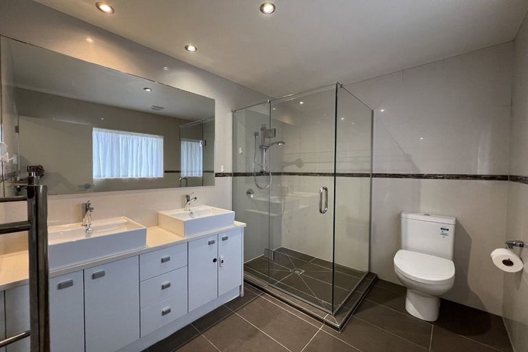 Photo of property in 6 Albertine Place, Greenhithe, Auckland, 0632