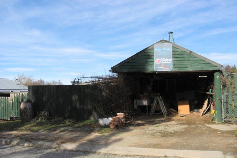 Photo of property in 7 Carron Street, Naseby, 9396