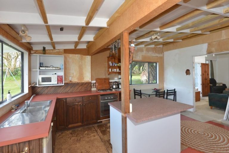 Photo of property in 195 Pataua South Road, Pataua South, Onerahi, 0192