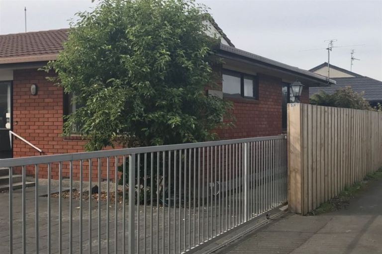 Photo of property in 1/14 Fovant Street, Russley, Christchurch, 8042