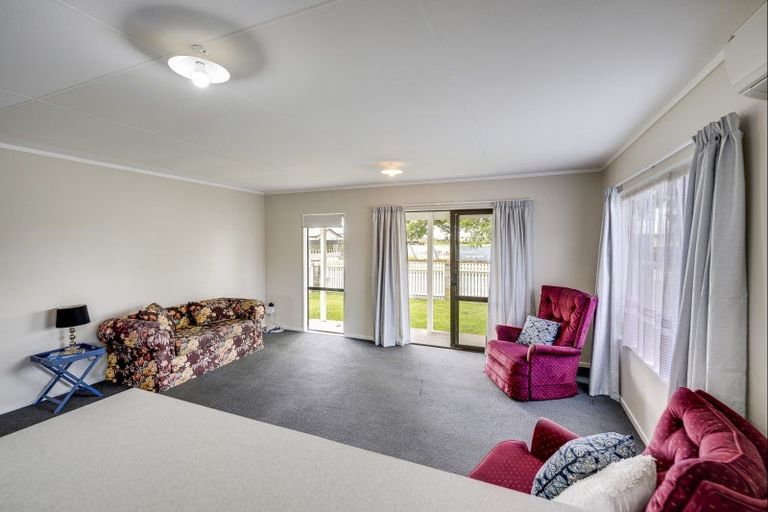 Photo of property in 239a Flaxmere Avenue, Flaxmere, Hastings, 4120