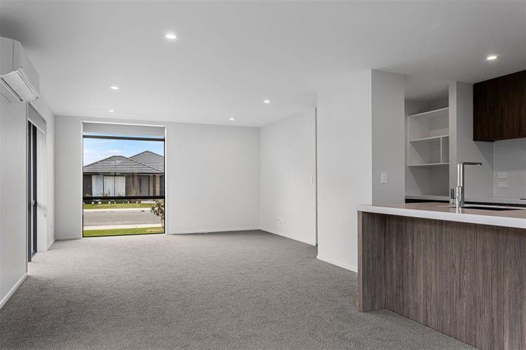 Photo of property in 9 Stackwood Avenue, Woodend, 7610