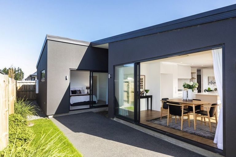 Photo of property in 46 Blakes Road, Belfast, Christchurch, 8051