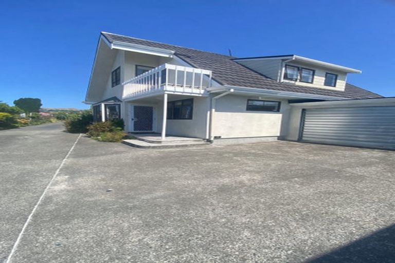 Photo of property in 2/37 Middle Road, Havelock North, 4130