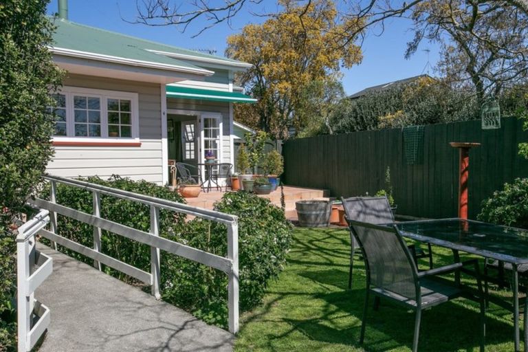 Photo of property in 128 Cole Street, Masterton, 5810