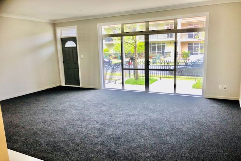Photo of property in 5/44 Carlos Drive, Flat Bush, Auckland, 2016