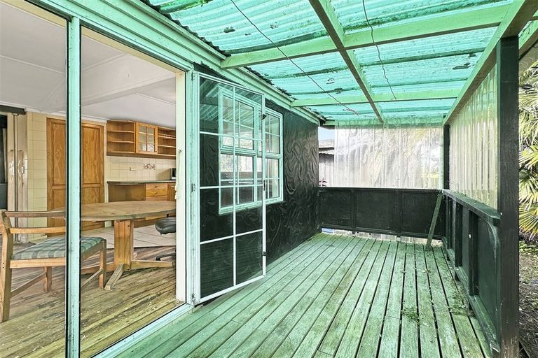 Photo of property in 1/3 Clarks Beach Road, Clarks Beach, 2122