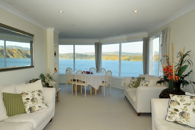 Photo of property in 108 Seatoun Heights Road, Seatoun, Wellington, 6022