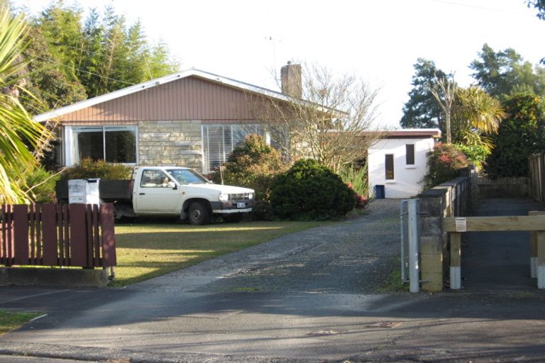 Photo of property in 56 Berkley Avenue, Hillcrest, Hamilton, 3216