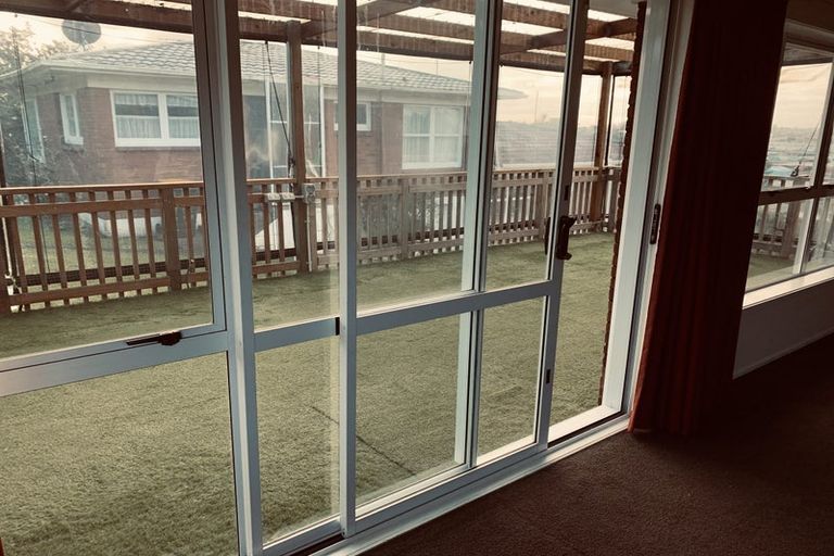 Photo of property in 2/22 Velma Road, Hillcrest, Auckland, 0627