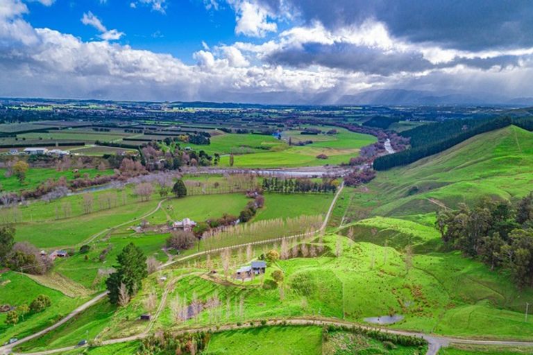 Photo of property in 387 Johns Way, Martinborough, Carterton, 5784