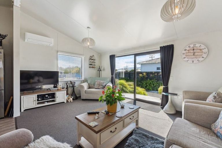 Photo of property in 68 Grey Street, Woodville, 4920