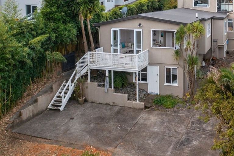 Photo of property in 2/80 Seaview Road, Castor Bay, Auckland, 0620