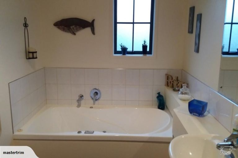 Photo of property in 6 Charles Green Drive, Cooks Beach, Whitianga, 3591