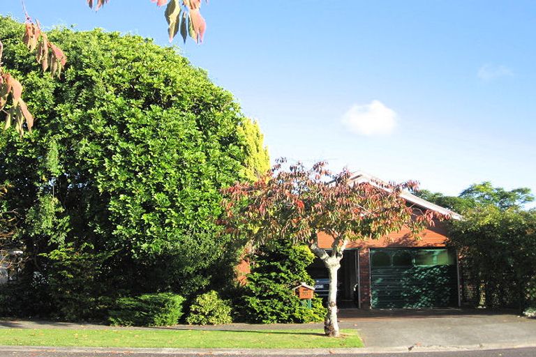 Photo of property in 15 Oriwa Crescent, Otaki, 5512