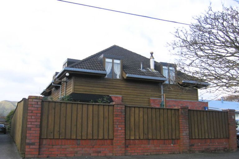 Photo of property in 9 Colin Grove, Hutt Central, Lower Hutt, 5010