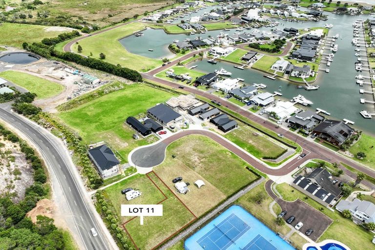 Photo of property in 7 Ian Hopper Way, Pauanui, 3579