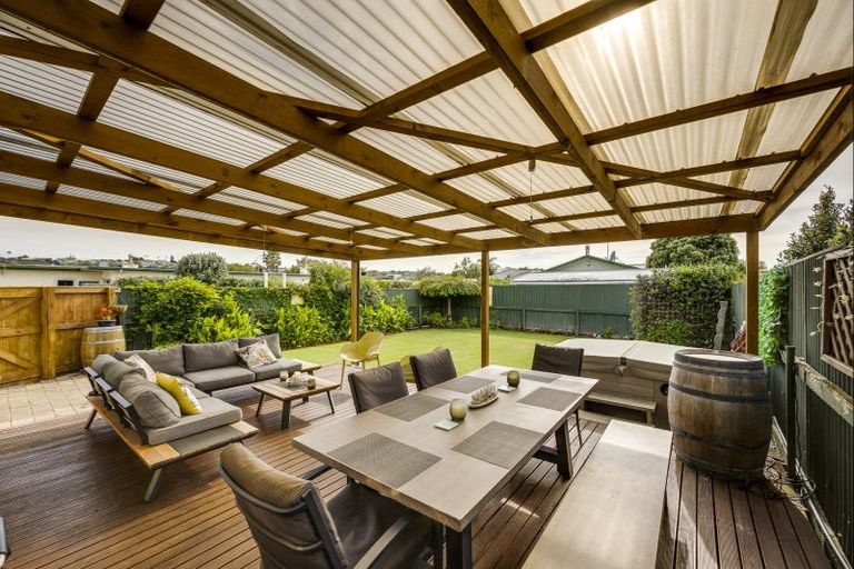 Photo of property in 57 Nelson Crescent, Napier South, Napier, 4110