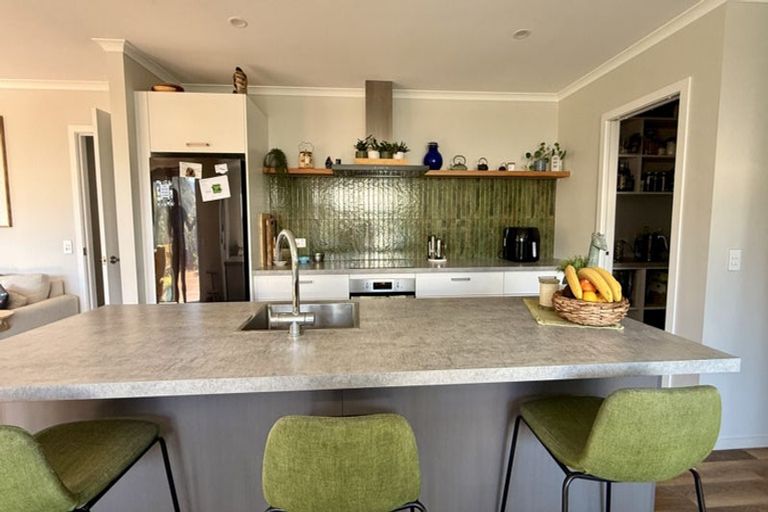 Photo of property in 3 Huntaway Close, Stoke, Nelson, 7011