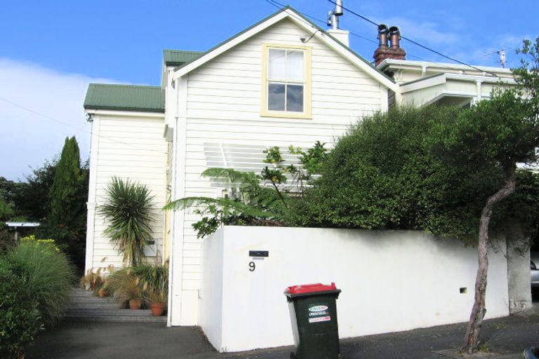 Photo of property in 9 Newman Terrace, Thorndon, Wellington, 6011