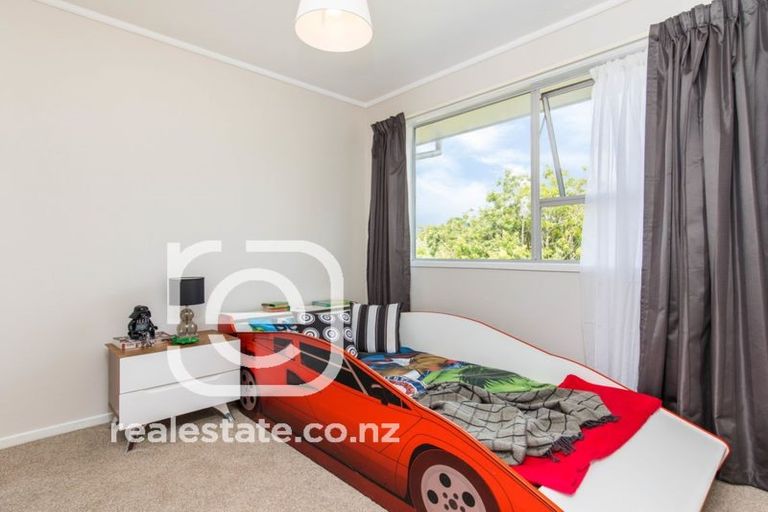 Photo of property in 44 Cardiff Road, Pakuranga, Auckland, 2010