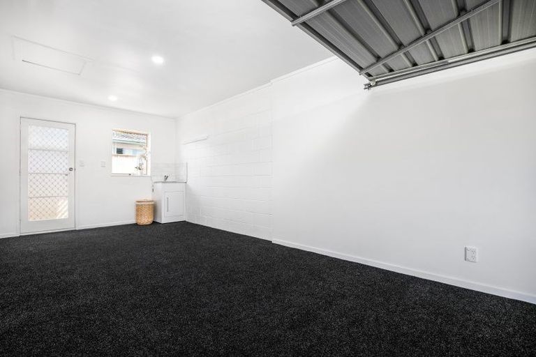 Photo of property in 7/9 Oakland Avenue, Papatoetoe, Auckland, 2025