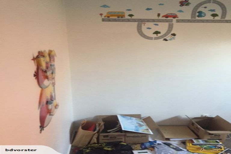 Photo of property in 8 Lacy Gate Place, Woodend, 7610