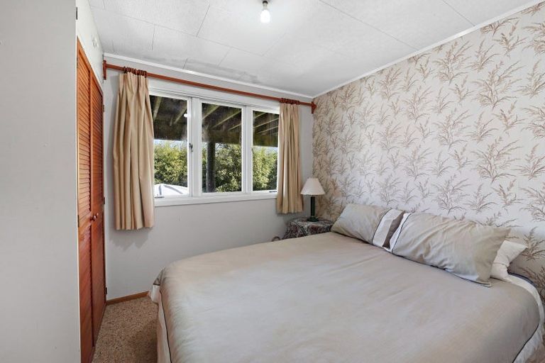 Photo of property in 17 Tawhiti Street, Tokomaru Bay, 4079