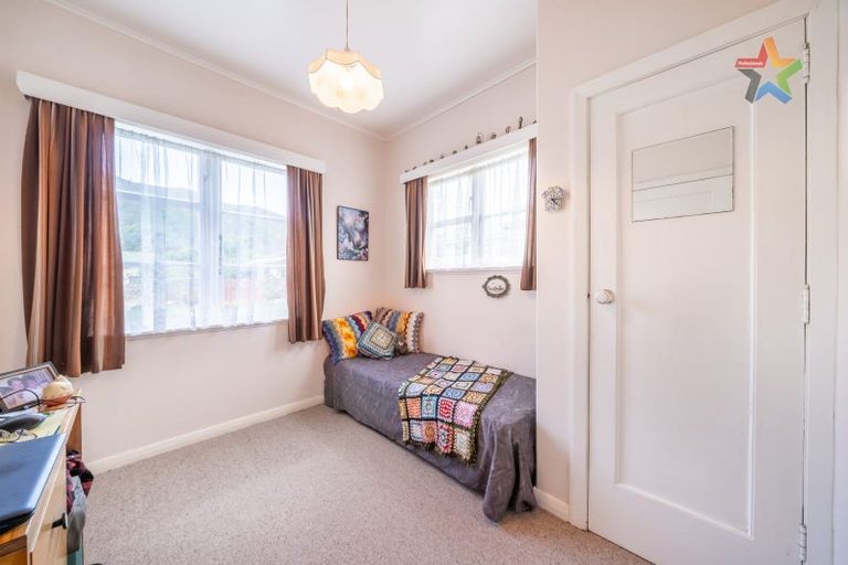 Photo of property in 13 Godley Street, Waterloo, Lower Hutt, 5011