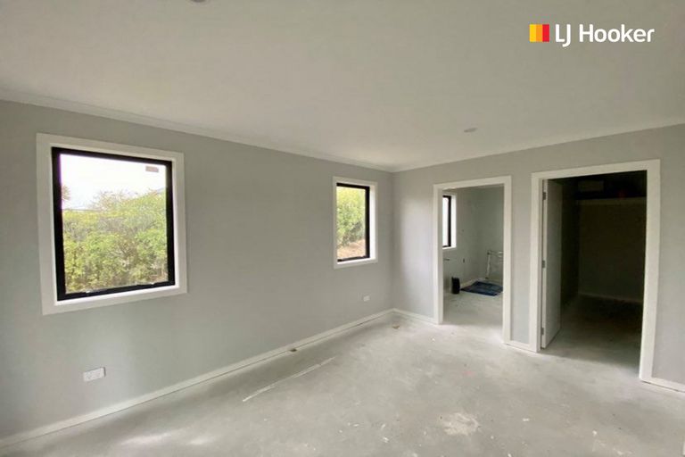 Photo of property in 7a Athol Place, Ravensbourne, Dunedin, 9022