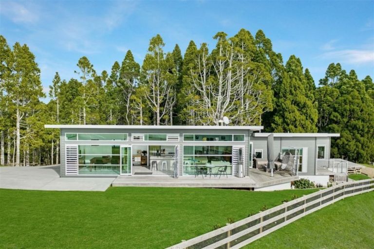 Photo of property in 281 Cames Road, Kaiwaka, Wellsford, 0975