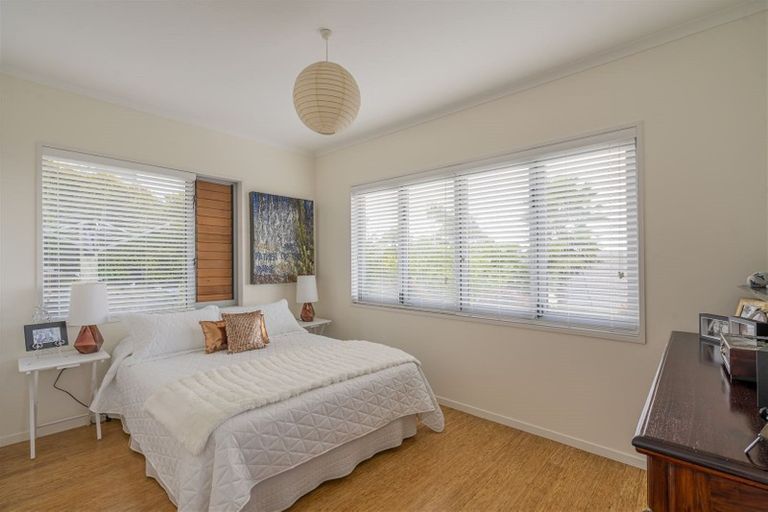 Photo of property in 55 Bannings Way, Hobsonville, Auckland, 0618