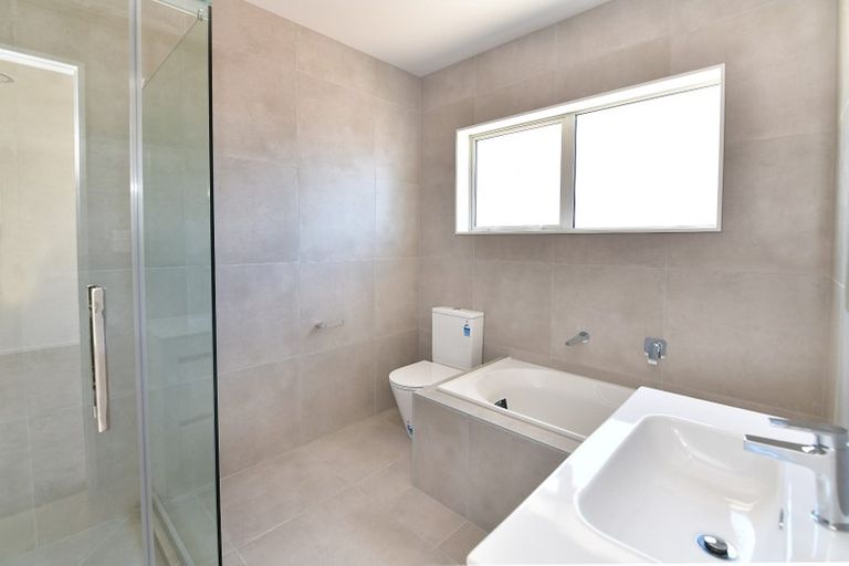 Photo of property in 29 Johns Creek Crescent, Silverdale, 0932