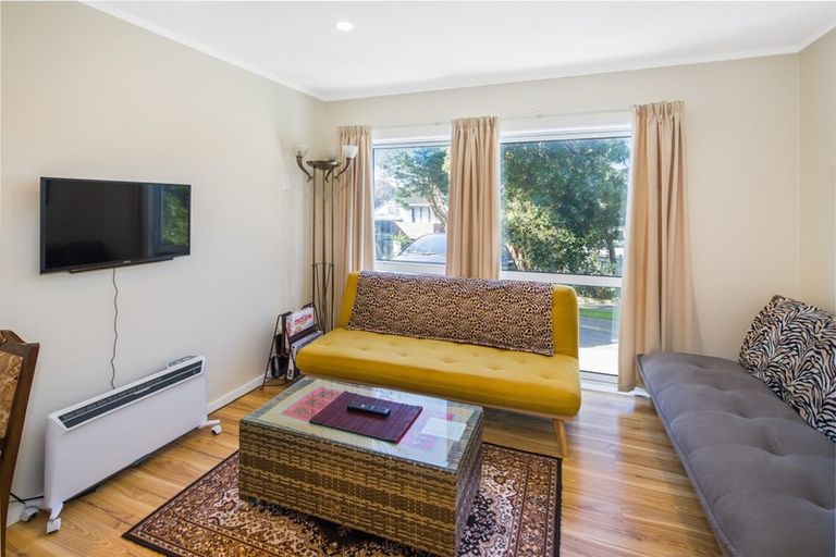 Photo of property in 10 Jasons Place, Churton Park, Wellington, 6037