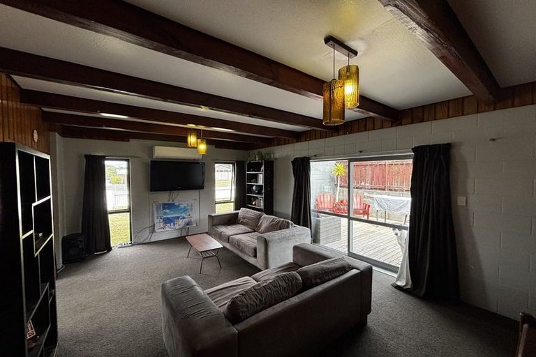 Photo of property in 39 Trelawney Crescent, Westown, New Plymouth, 4310