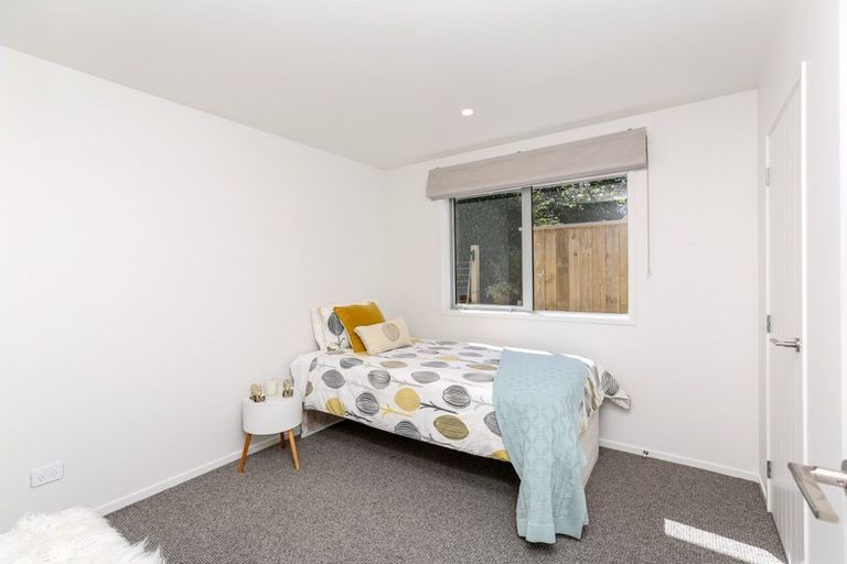 Photo of property in 6b Burns Street, Westown, New Plymouth, 4310